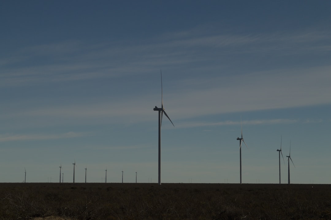 Skala Beauforta: jak ją wykorzystać w żeglarstwie na Mazurach?