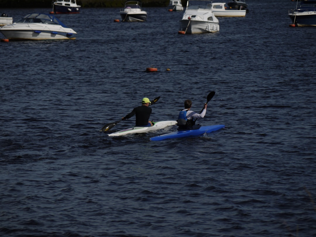 Spływ Sapiną: dlaczego to idealny pomysł na weekendowy wypad?